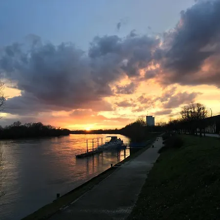 Belvarosi Apartmanhaz * Barcs