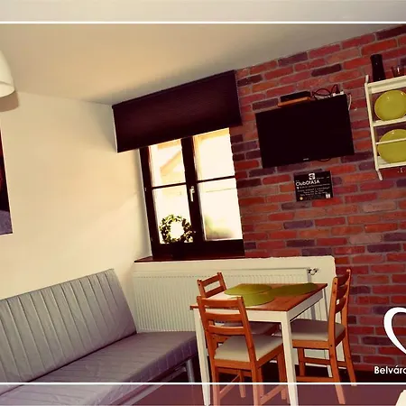 Апартаменты Belvarosi Apartmanhaz Barcs